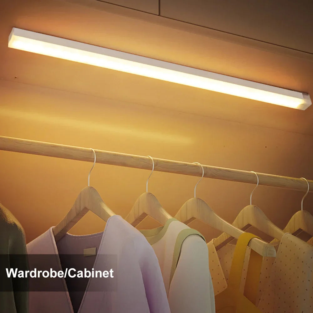 CityShop™ Smart-Glow – Kabellose LED-Leuchte mit Bewegungssensor